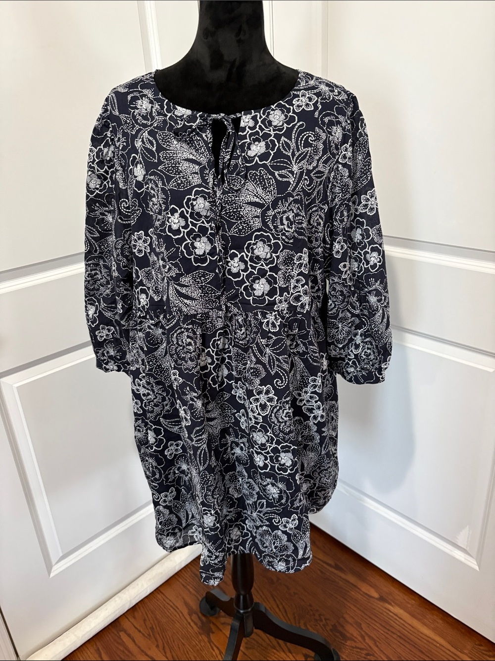 Banana Republic Factory Navy and White Floral Maxi Dress with Tie Neck
